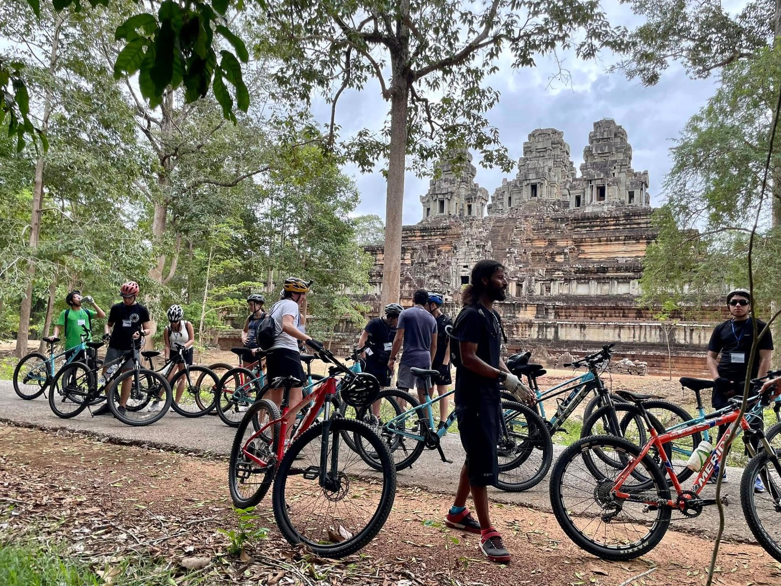 Siem Reap Cycling To Preah Vihea 7 Days